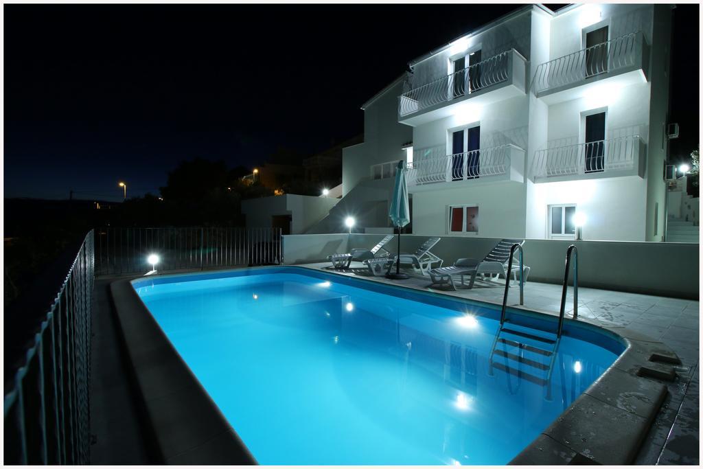 Apartments Huljev Primosten Exterior photo