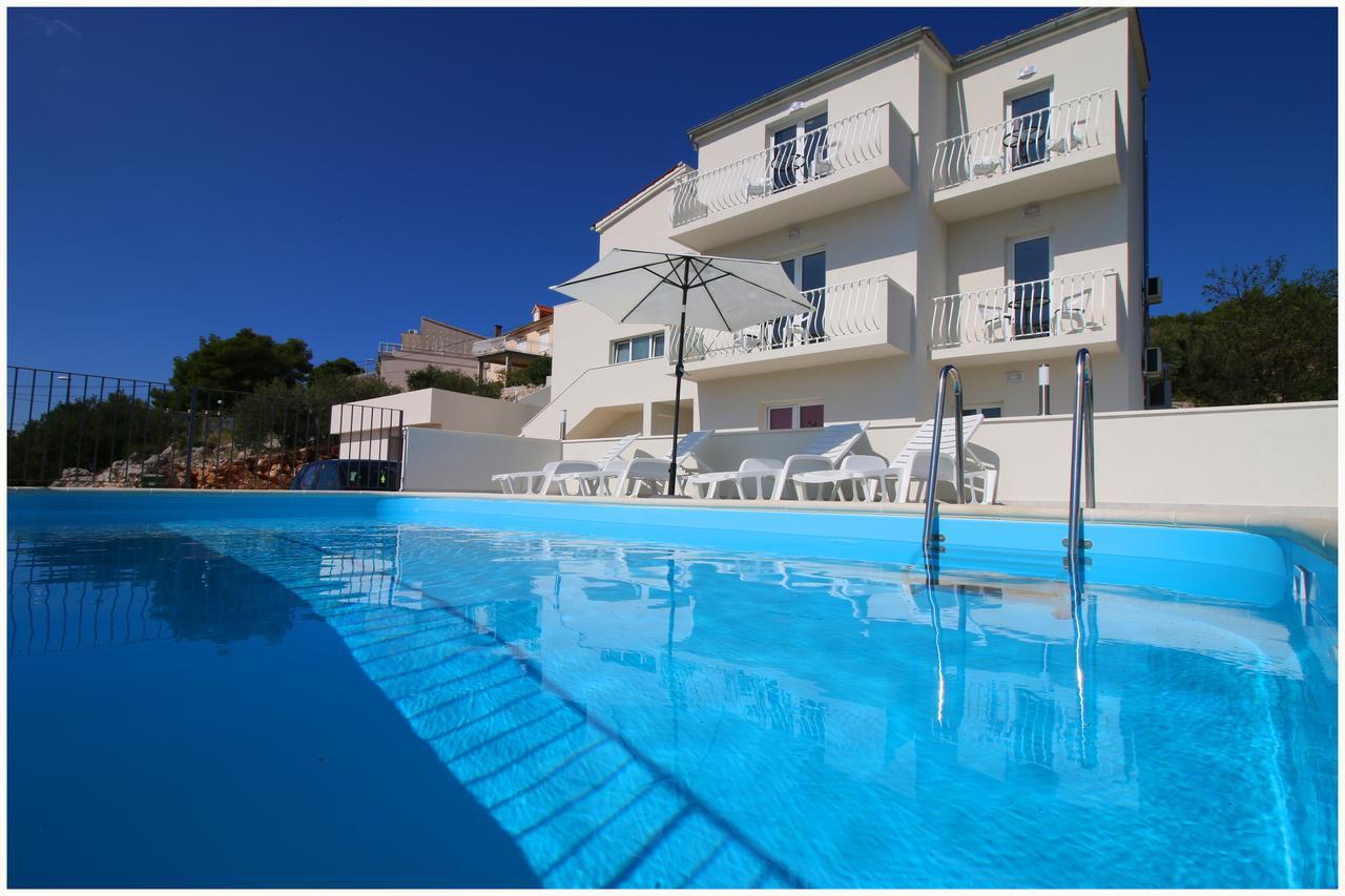 Apartments Huljev Primosten Exterior photo